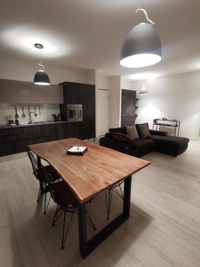 モンツァLa Casa Di Gretaアパートメント エクステリア 写真