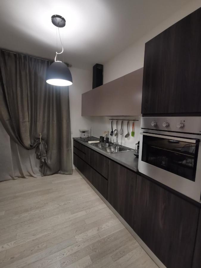 モンツァLa Casa Di Gretaアパートメント エクステリア 写真
